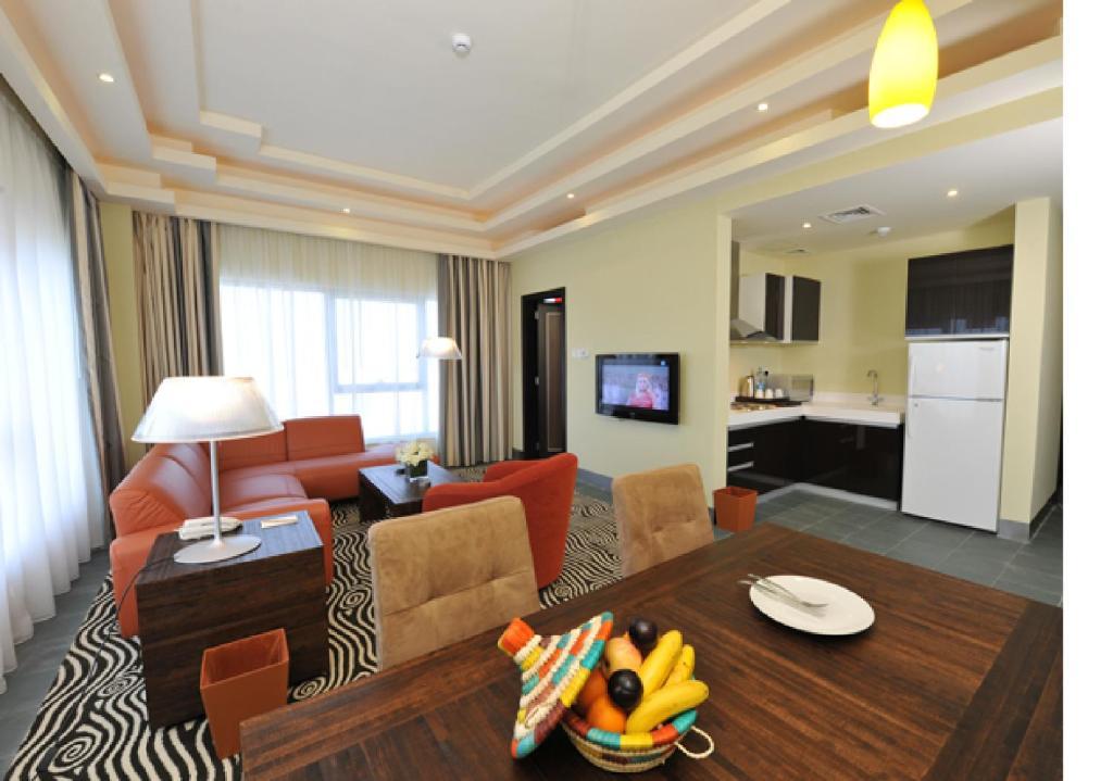 Al Raya Suites Hotel Манама Номер фото