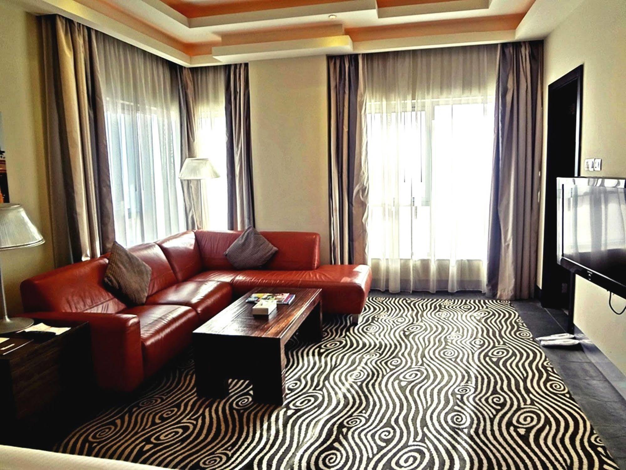 Al Raya Suites Hotel Манама Экстерьер фото